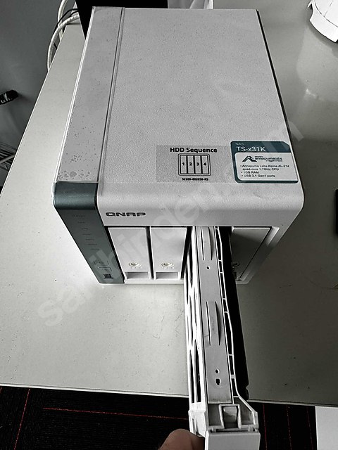 Qnap nas yedekleme ünitesi