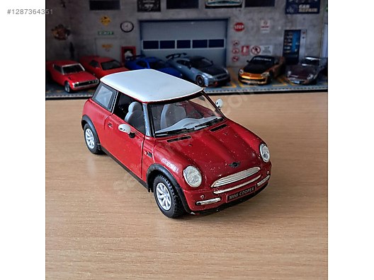 MINICHAMPS  7-Series 1986 レッドメタリック Kinsmart Diecast Model 1:32 Honda Araba - 1287364351