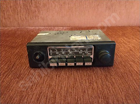 FORD Granada Antika Oto Radyosu