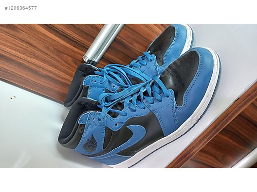 Nike air jordans 1 blue hotsell