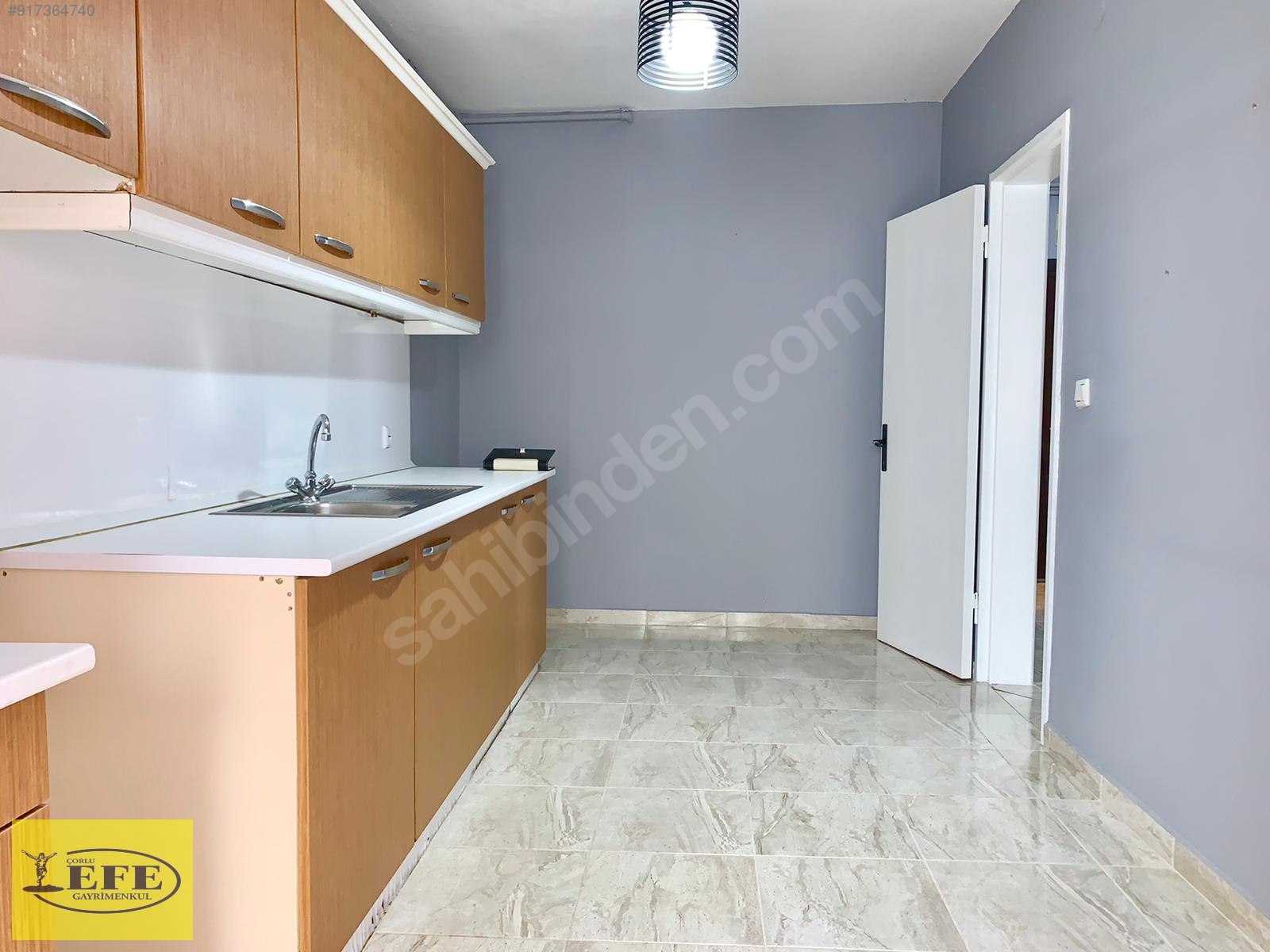 ÇORLU SATILIK DAİRE EMLAK KONUTLARI 2. KAT 140 m2 3+1 BAHÇELİ Satılık