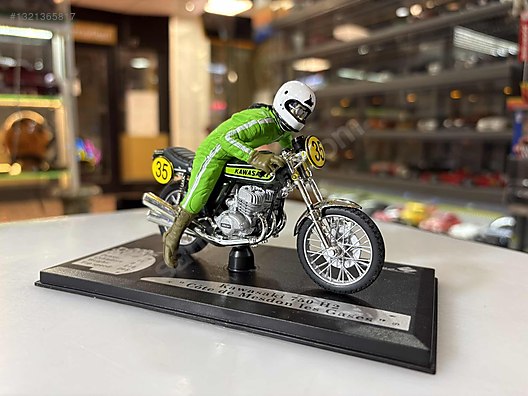 Kawasaki 750 H2 Solidos ソリド社製　1/18　完成品 Solido Diecast Model 1/18 Kawasaki Motosiklet Çeşitleri - 1321365817