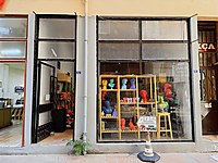 İZMİT KARABAŞ MAH. MERKEZİ KONUM İKİZLİ ÇEŞME'DE SATILIK DÜKKAN #1280365942