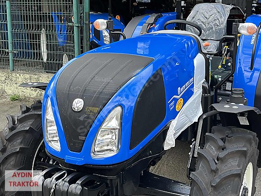 Machinery / Agricultural Machines / Tractors / New Holland / TT60 Classic