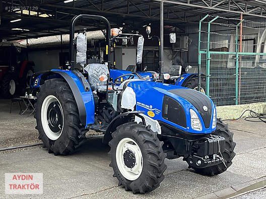 Machinery / Agricultural Machines / Tractors / New Holland / TT60 Classic