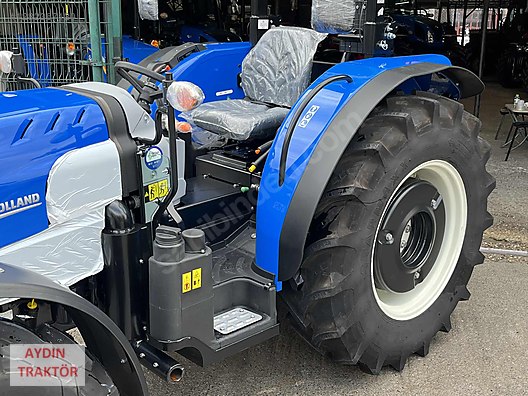 Machinery / Agricultural Machines / Tractors / New Holland / TT60 Classic