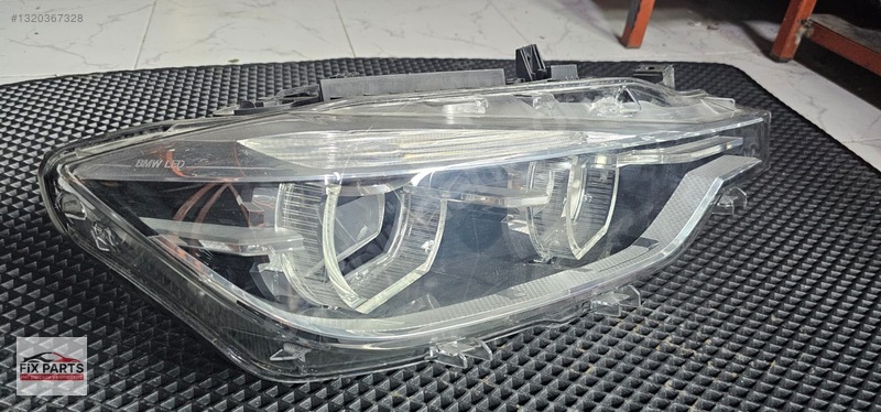 BMW 3 Serisi Far