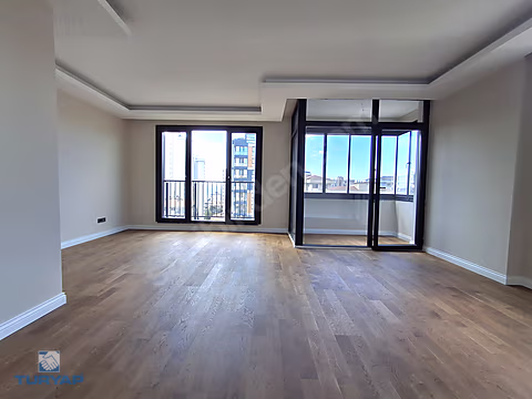 TURYAP'TAN SUADİYE'DE BAĞDAT'A İKİ ADIM BALKONLU GENİŞ 3+1 #1279367623