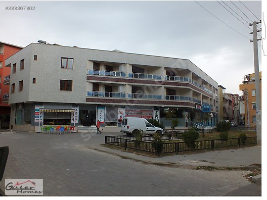 BORNOVA�DA EV TİPİ KONAKLAMA. 3+1 GENİŞ DAİRE Günlük Kiralık Daire