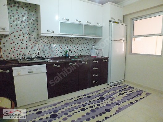 BORNOVA�DA EV TİPİ KONAKLAMA. 3+1 GENİŞ DAİRE Günlük Kiralık Daire