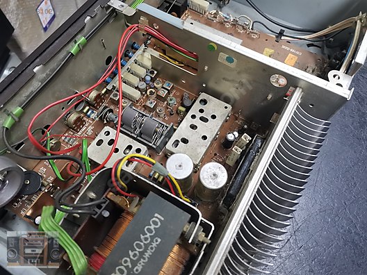 Transistör Çıkışlı Grundig Amfi