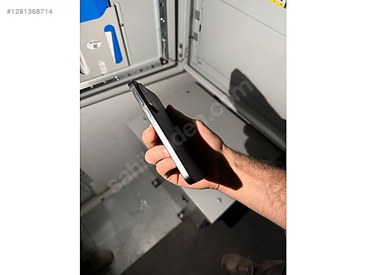 Used & Brand New Items / Cell Phones & Accessories / Cell Phones / Vivo / V40