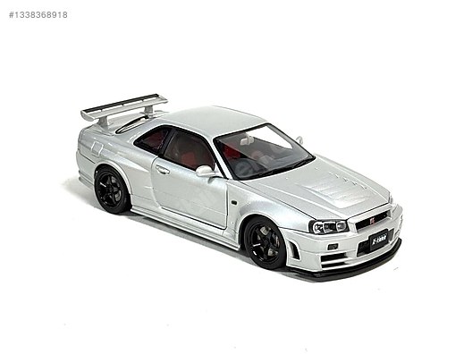 Autoart Diecast Model 1:18 Nissan Araba - 1338368918
