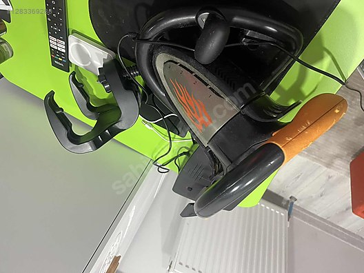 Used & Brand New Items / Gaming & Gamers Exclusive / Gaming Equipment / PC Game Racing Wheels