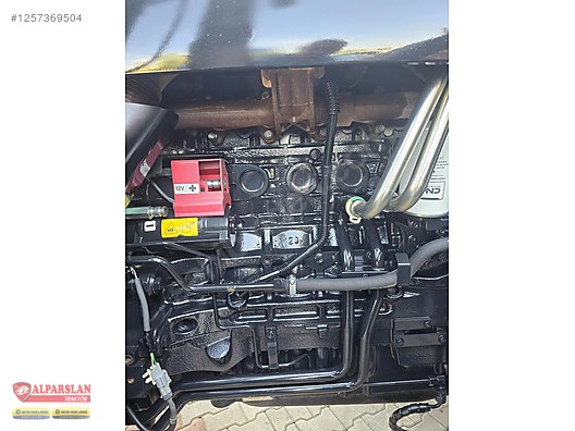 Machinery / Agricultural Machines / Tractors / New Holland / T7070