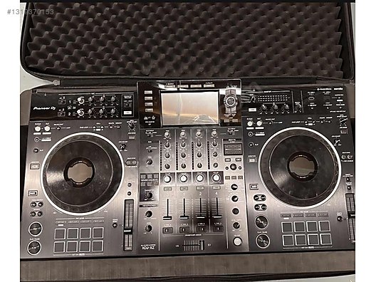 Pioneer XDJ-XZ 4 Kanal All in one. 