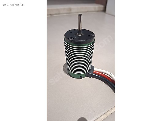 CASTLE 2650KV 5S DESTEKLİ MOTOR SIFIR SAYILIR - RC Model Araba