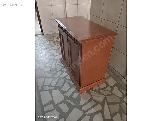 Used & Brand New Items / Home Decor / Furniture / Den & Living Room / TV Unit