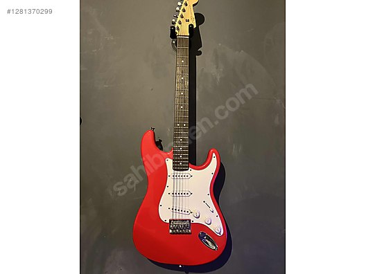 Squier Elektro Gitar