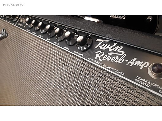 Fender twin store reverb amplifier