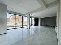 GÖZTEPE CAD. ÜZERİ 200m² HER TÜRLÜ TİCARİ FAALİYETE UYGUN DÜKKAN #1280371020