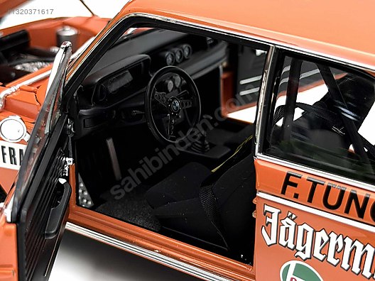 Autoart Diecast Model 1:18 BMW Araba - 1320371617