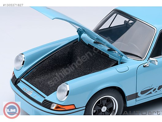 Autoart Diecast Model 1:18 Porsche Araba - 1305371827