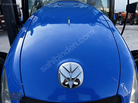 Machinery / Agricultural Machines / Tractors / New Holland / TR6.120