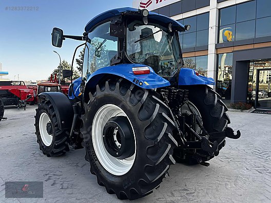 Machinery / Agricultural Machines / Tractors / New Holland / TR6.120