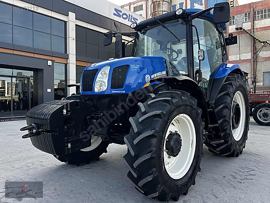 Machinery / Agricultural Machines / Tractors / New Holland / TR6.120