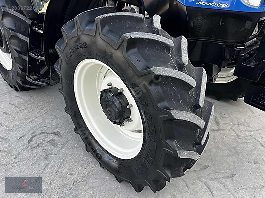 Machinery / Agricultural Machines / Tractors / New Holland / TR6.120