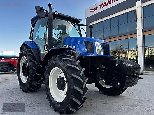 Machinery / Agricultural Machines / Tractors / New Holland / TR6.120