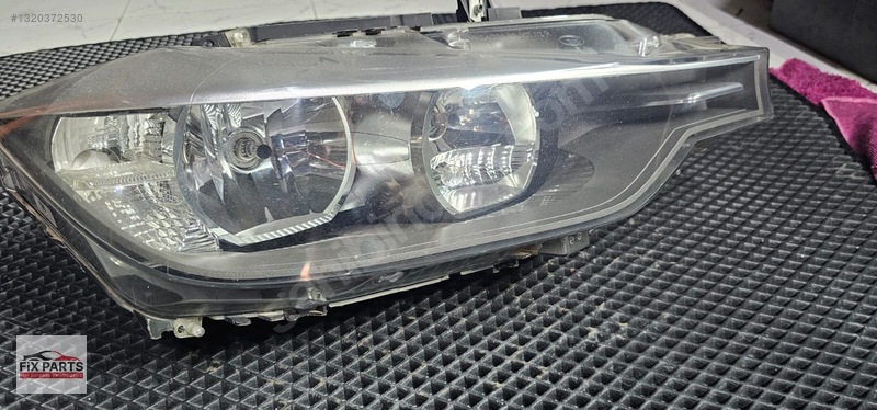 BMW 3 Serisi Far