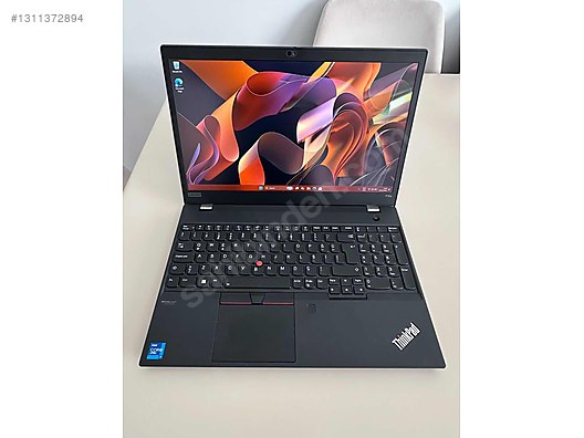 Lenovo / Lenovo ThinkPad P15s i7 PRO İşlemcili + 32 GB Ram