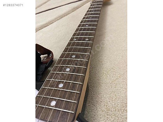 İkinci El ve Sıfır Alışveriş / Müzik / Müzik Aletleri / Telli Çalgılar / Gitar / Elektro