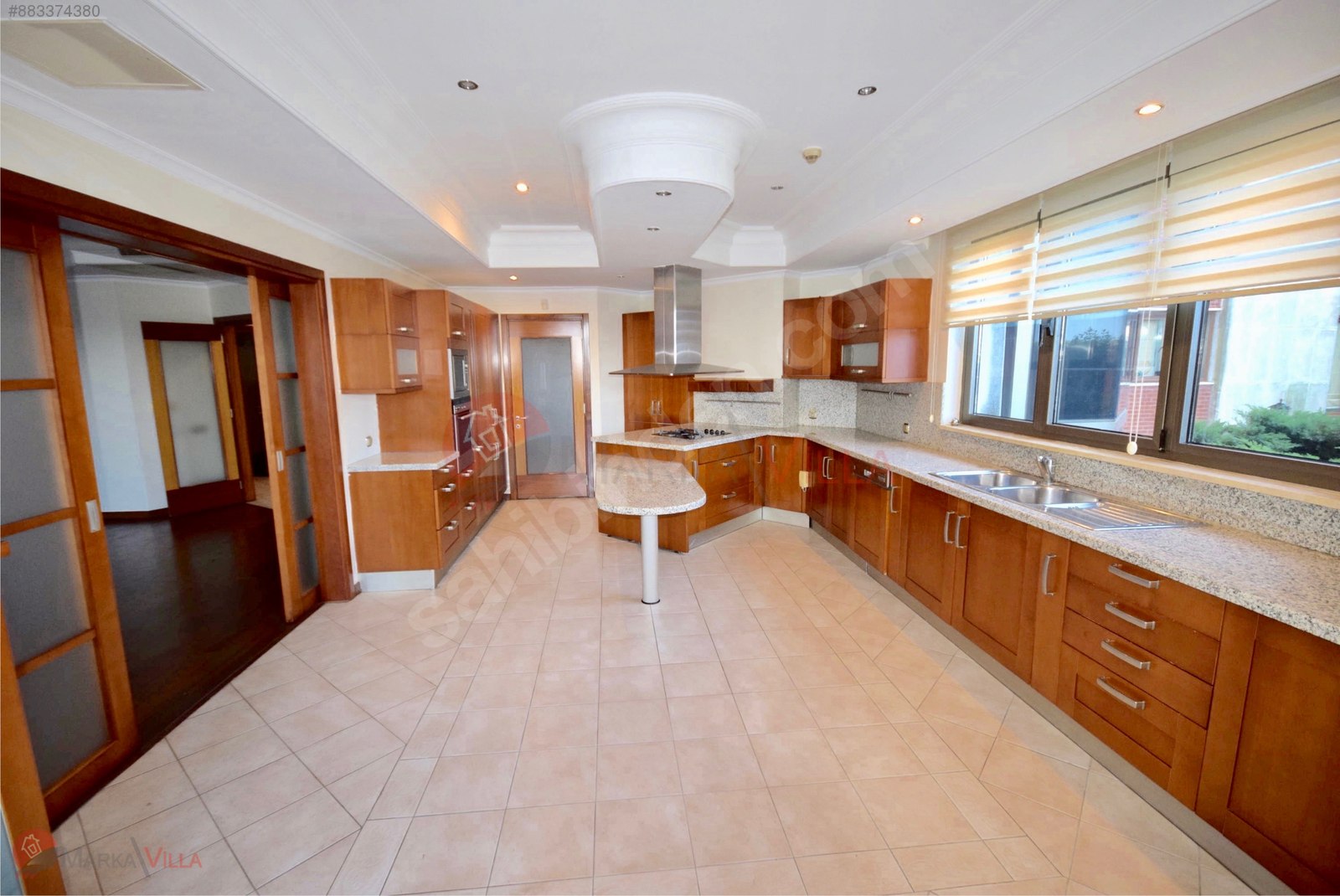 Emlak Ofisinden 4+1, 240 m² Satılık Daire 3.750.000 TL�ye sahibinden