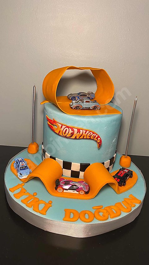 Kiralık Maket pasta