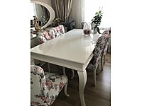 SATILIK MASA SANDALYE TAKIMI VİTRİN VE BERJER