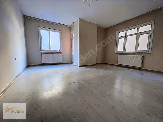 ÇAMÇEŞME MERKEZDE GENİŞ KULLANIŞLI ARA KAT 2+1 #1285375890