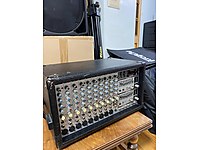 Behringer Europower PMX2000 Power Mixer 2x250W