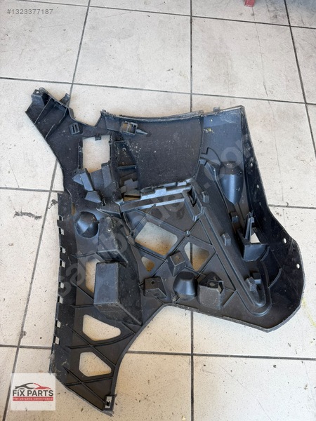 BMW 3 Serisi Tampon Braketi (Ön)