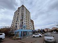 DEMOKRASİ MAHALLESİ KİRALIK 3+1 DAİRE CADDE ÜZERİ YAP SAT