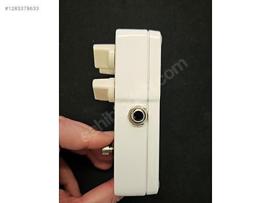 Used & Brand New Items / Music / Musical Instruments / Equipment / Effect Pedals