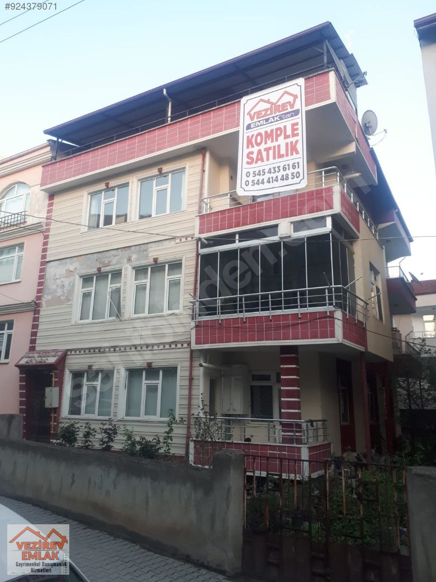 VEZİREV EMLAK�TAN CUMHURİYET MAH. 3 KATLI KOMPLE SATILIK BİNA Satılık