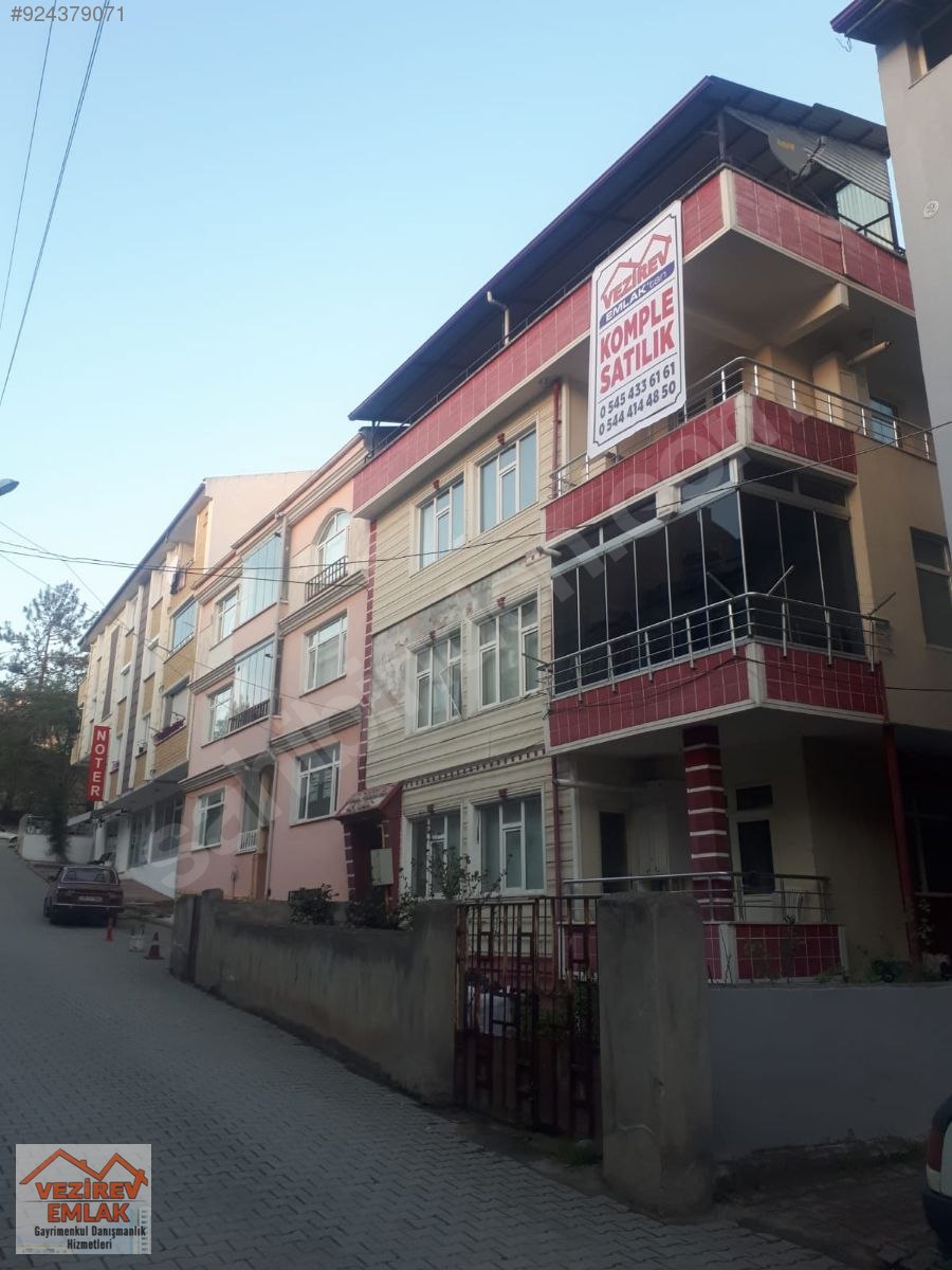 VEZİREV EMLAK�TAN CUMHURİYET MAH. 3 KATLI KOMPLE SATILIK BİNA Satılık