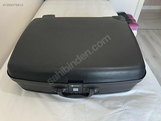 Used & Brand New Items / Clothing & Accessories / Suitcases & Luggage / Single