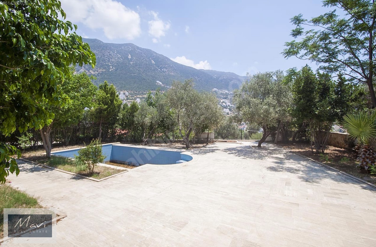 For Sale / Flat / Kalkan merkeze cok yakın eşyalı 2+1 temiz daire at