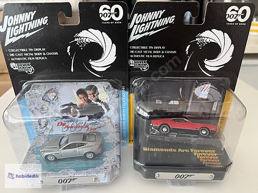 Johnny Lightning Diecast Model 1:64 Aston Martin Araba - 1279380583