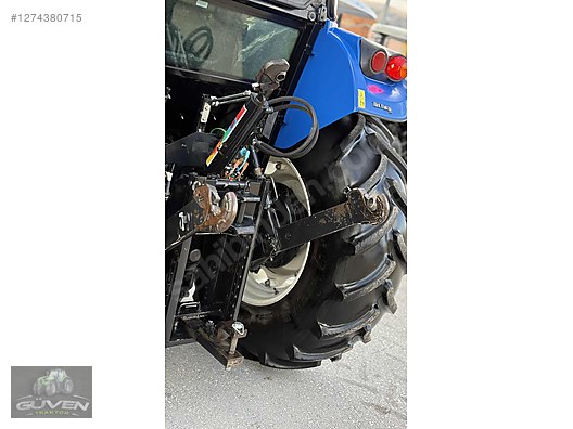 Machinery / Agricultural Machines / Tractors / New Holland / TD5.80