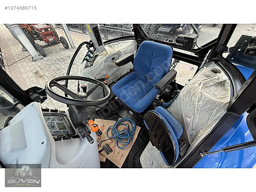 Machinery / Agricultural Machines / Tractors / New Holland / TD5.80